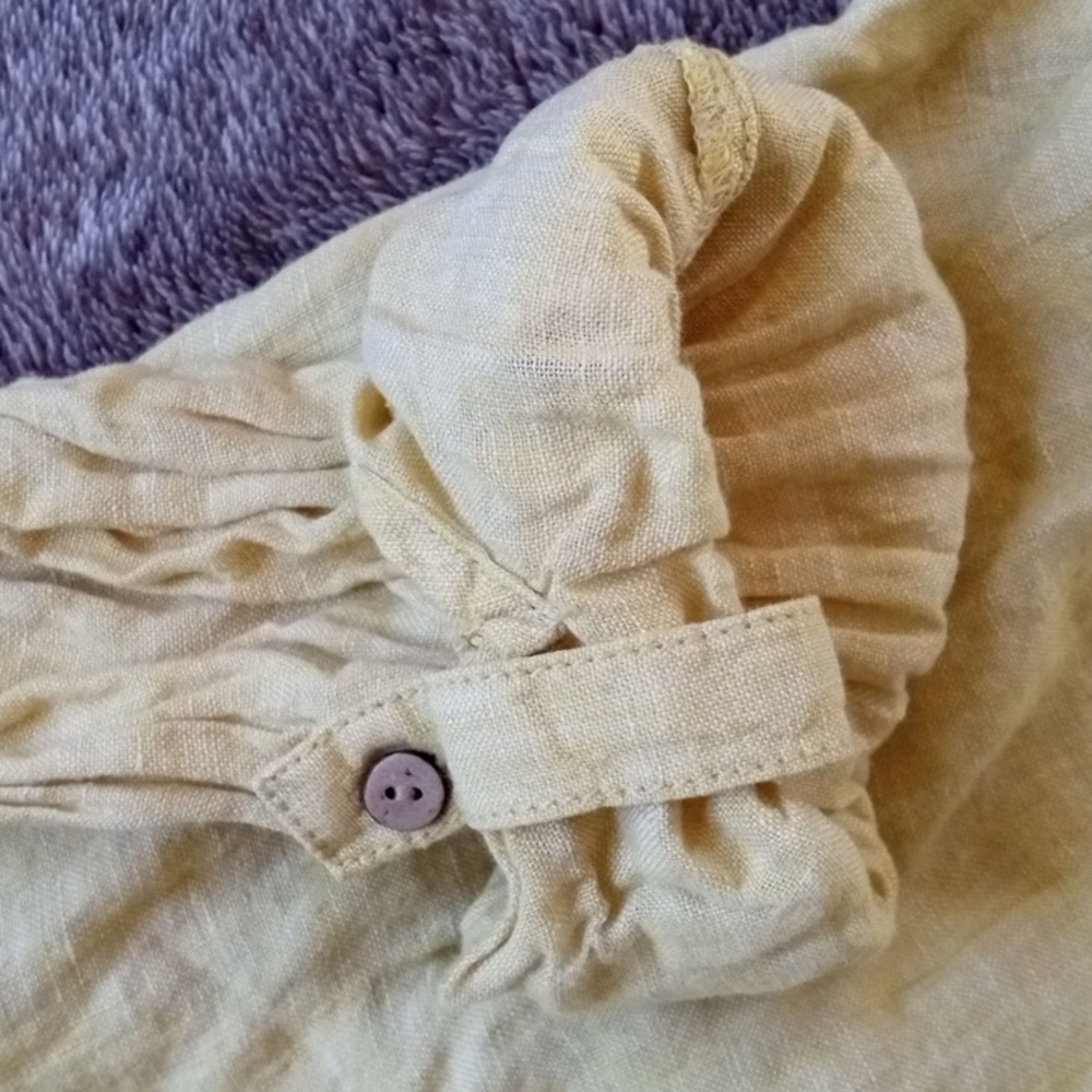 Sigrid Olsen 100% linen chartreuse button yoke top - Picture 4 of 9